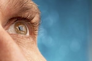 Резкое ухудшение зрения - причины его снижения, почему резко упало зрение на одном глазу
