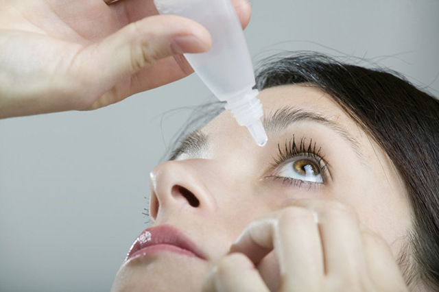 Какие глазные капли лучше после операции катаракты?