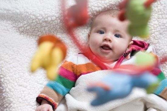 Зрение у новорожденных, этапы развития зрения у младенцев