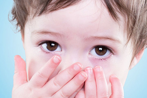 Глаз продуло: симптомы и лечение, чем лечить у ребенка?