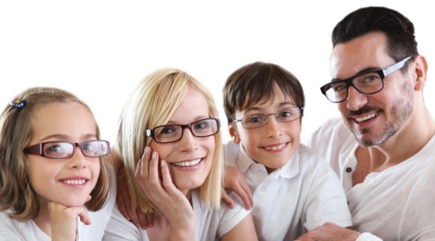 Очки для близоруких: нужно ли носить очки при близорукости?