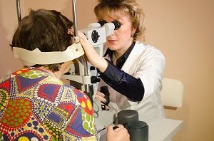 Капли для снятия спазма аккомодации: лечение глазными каплями