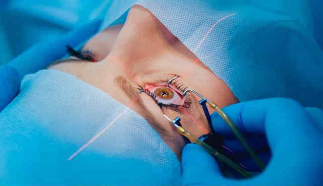 Лазерная операция по восстановлению зрения при мутной и тонкой роговице