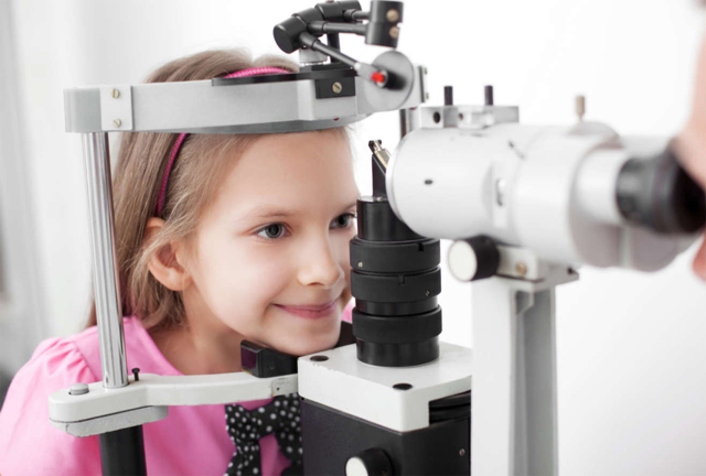 Все о аппаратном лечении зрения у детей и взрослых: показания к применению, лечение, цены