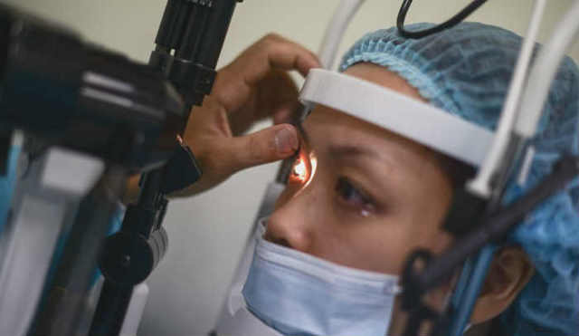 Падает зрение при глаукоме - что делать, где лечить?